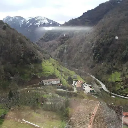 Hotel Casa Rural Oso 4 *